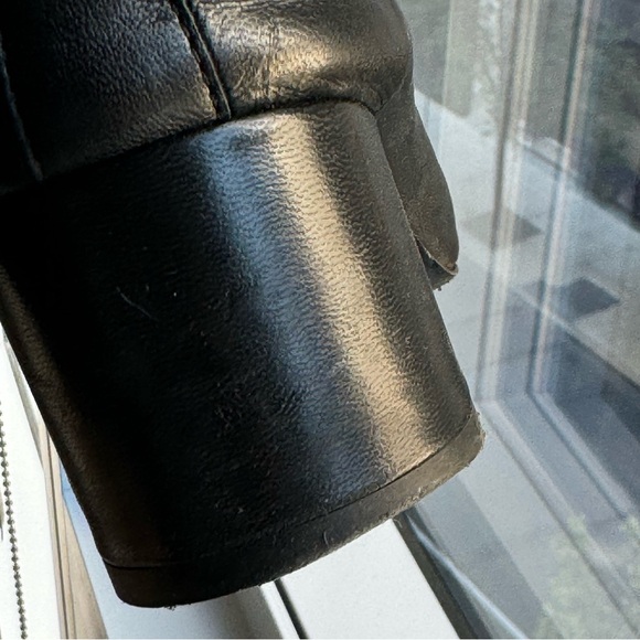 Everlane Black Italian Day Heel Size 8.5 (scratched and signs of wear) - Picture 6 of 13